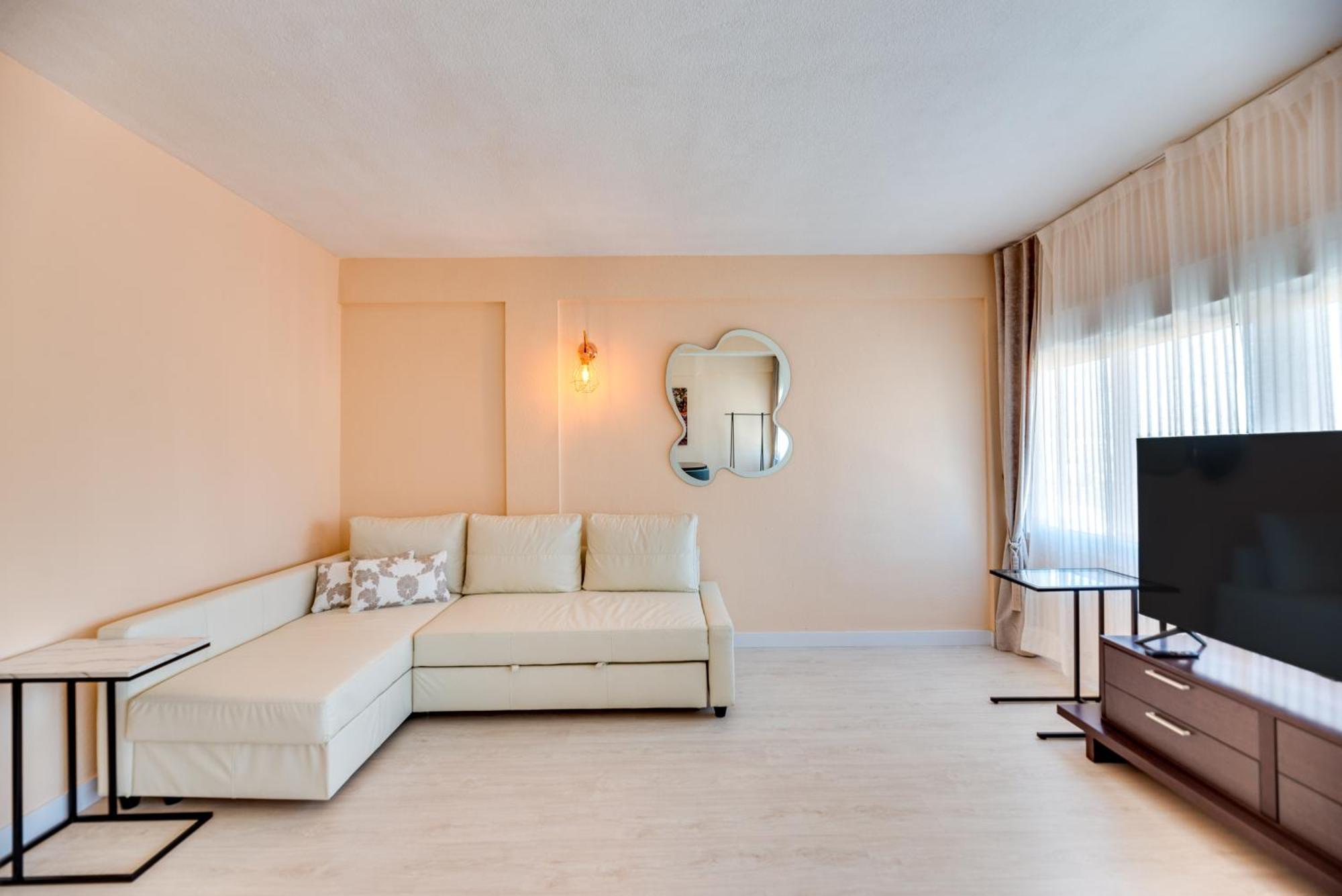 Appartement Flamingo 1 Bdr Beach 200 Meters Always Happy Benalmádena Extérieur photo