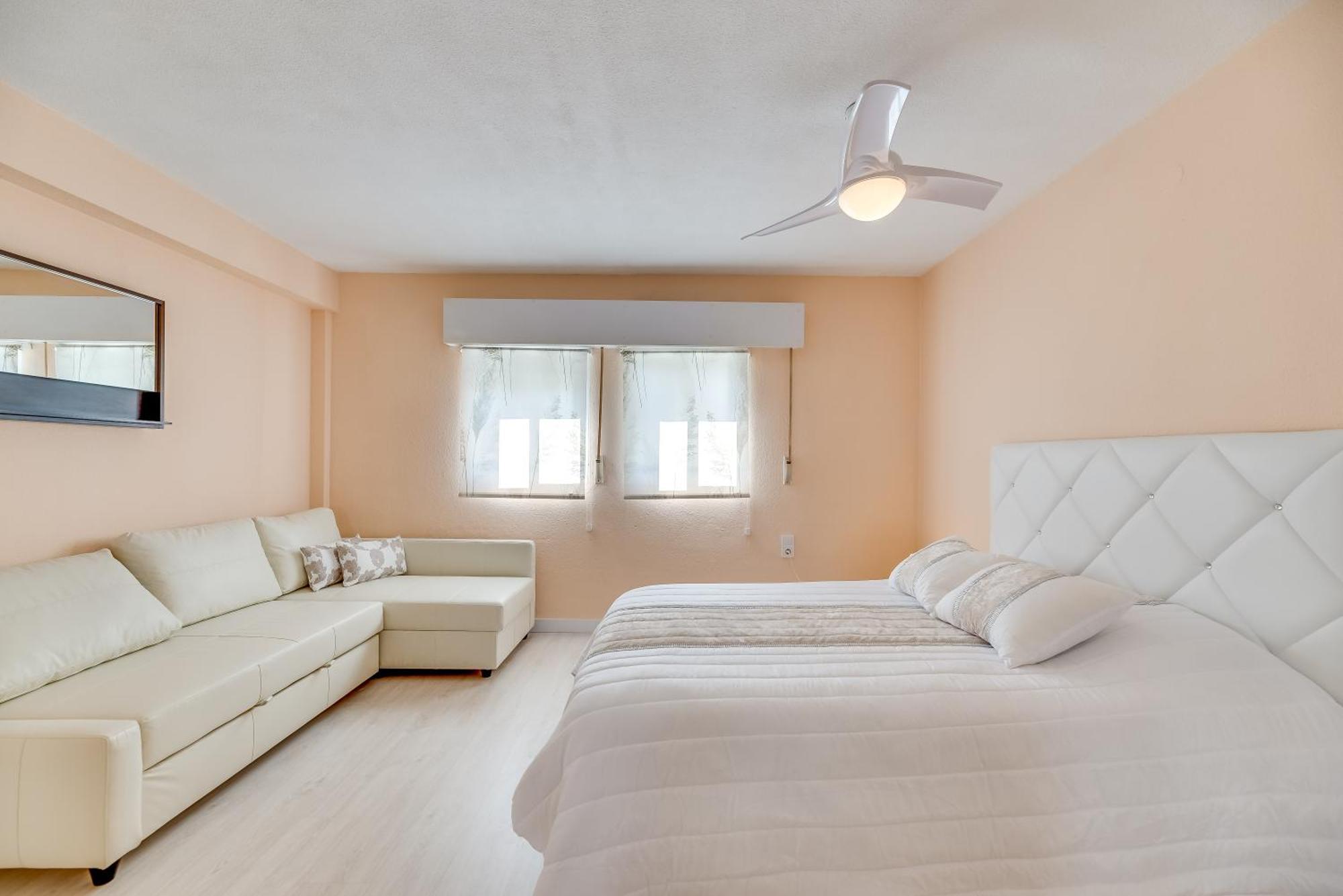 Appartement Flamingo 1 Bdr Beach 200 Meters Always Happy Benalmádena Extérieur photo